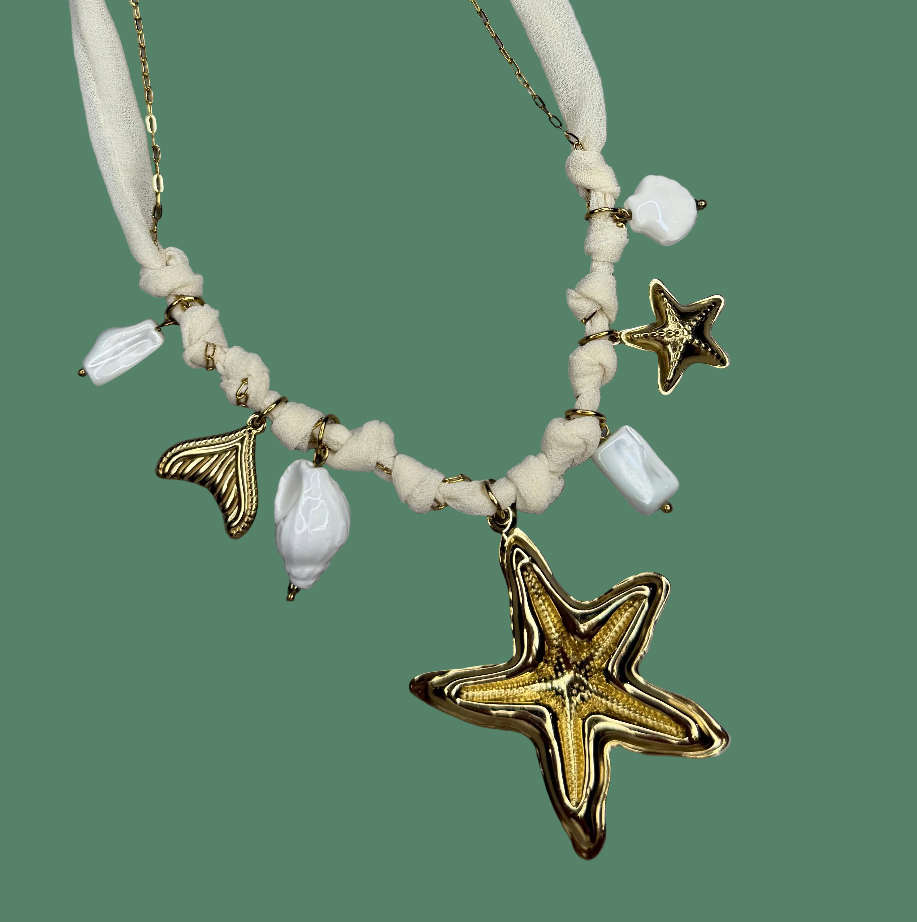 COLLAR ESTRELLA BLANCO