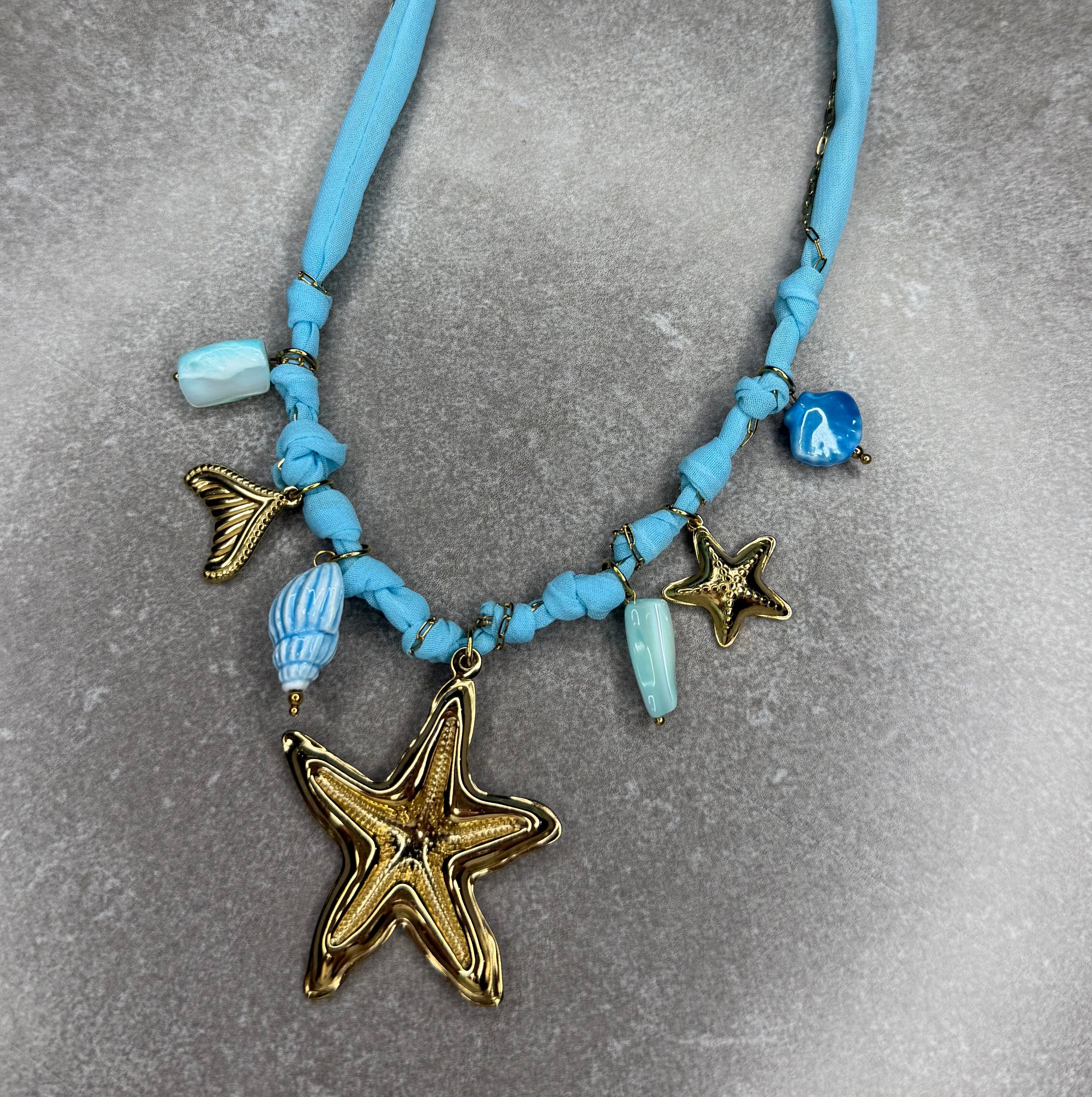 COLLAR ESTRELLA AZUL